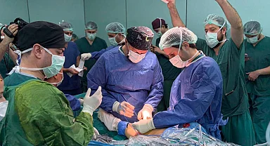 DEÜ’de menisküs cerrahisinde Türkiye’de bir ilk gerçekleşti